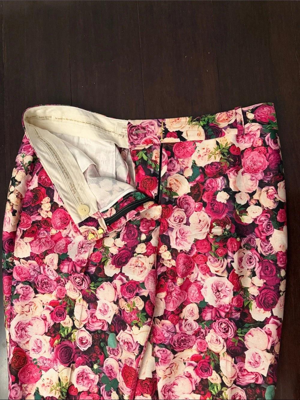 Kate Spade “Jackie” Rose Print Cotton Silk Blend Capri Pants